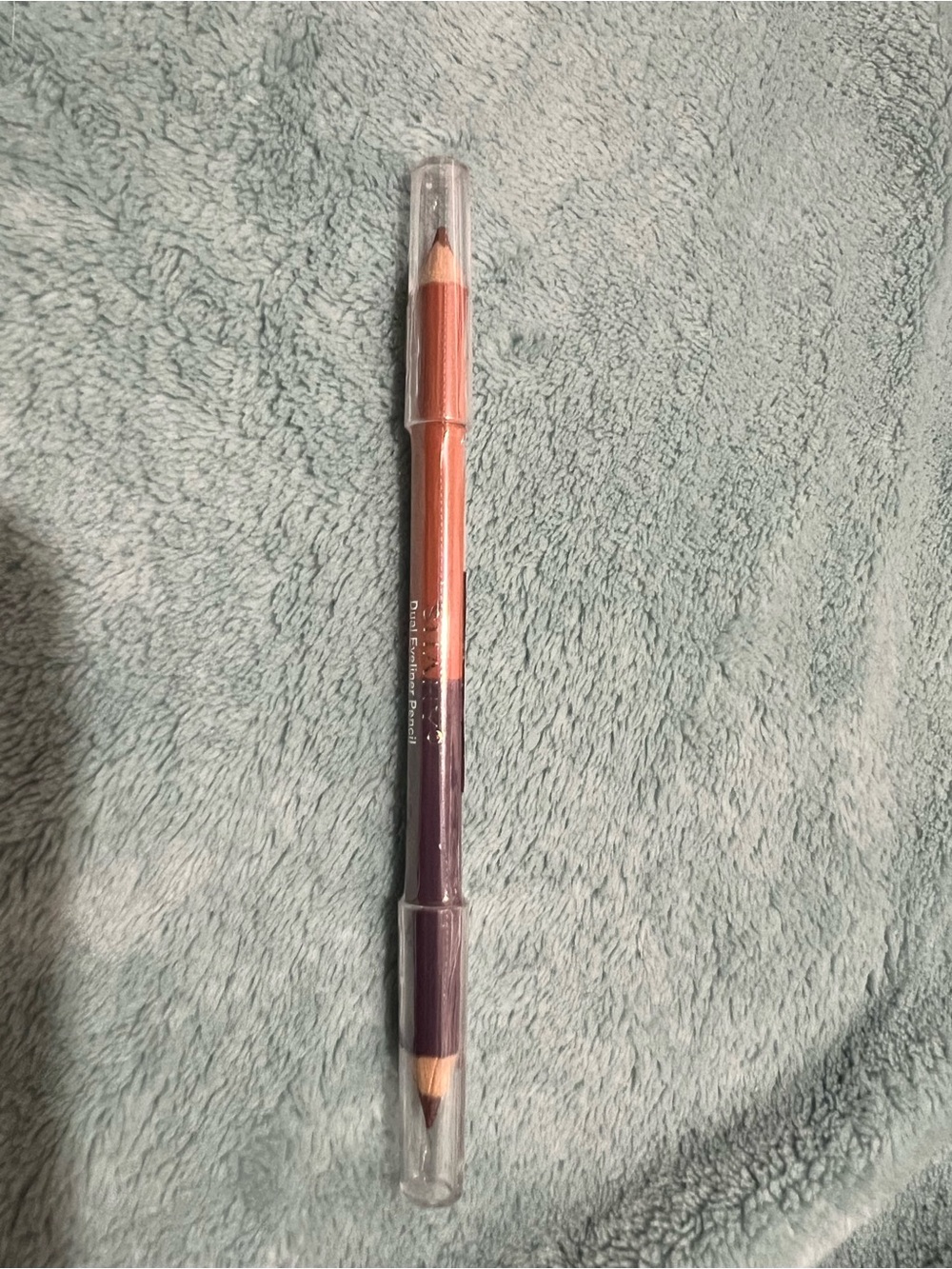 Dual-Ended Lip Liner Pencil in Peach and Plum